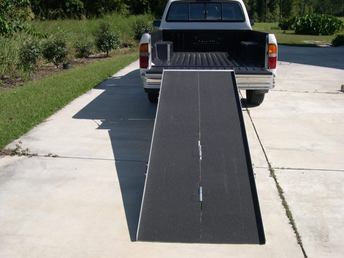 10' Trifold Aluminum Portable ramp