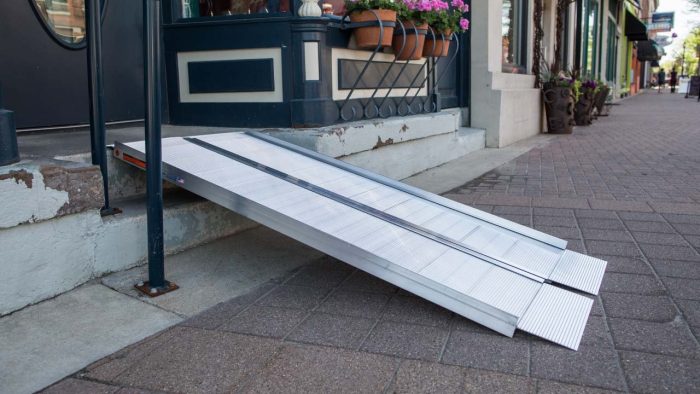7' Single Fold Aluminum Portable ramp