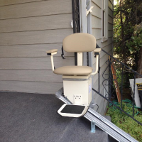 Outdoor Deluxe Stair Lift