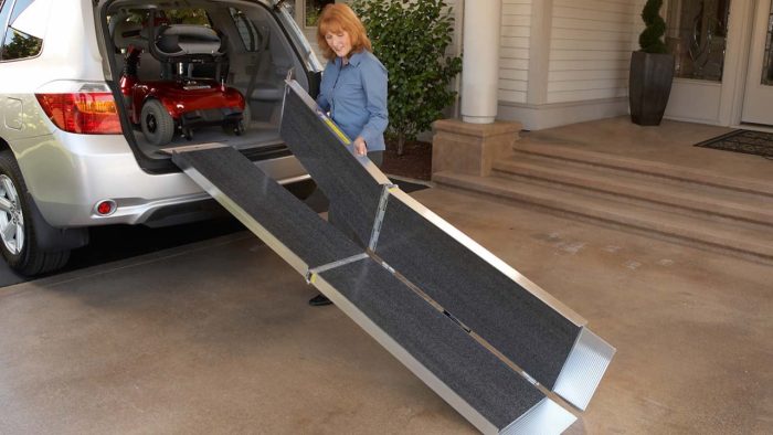5' Trifold Aluminum Portable ramp - Image 3